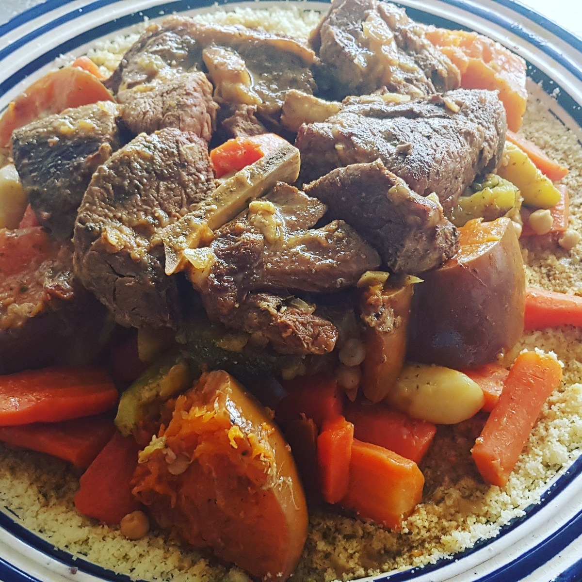 Couscous traditionnel aux légumes de saison et agneau